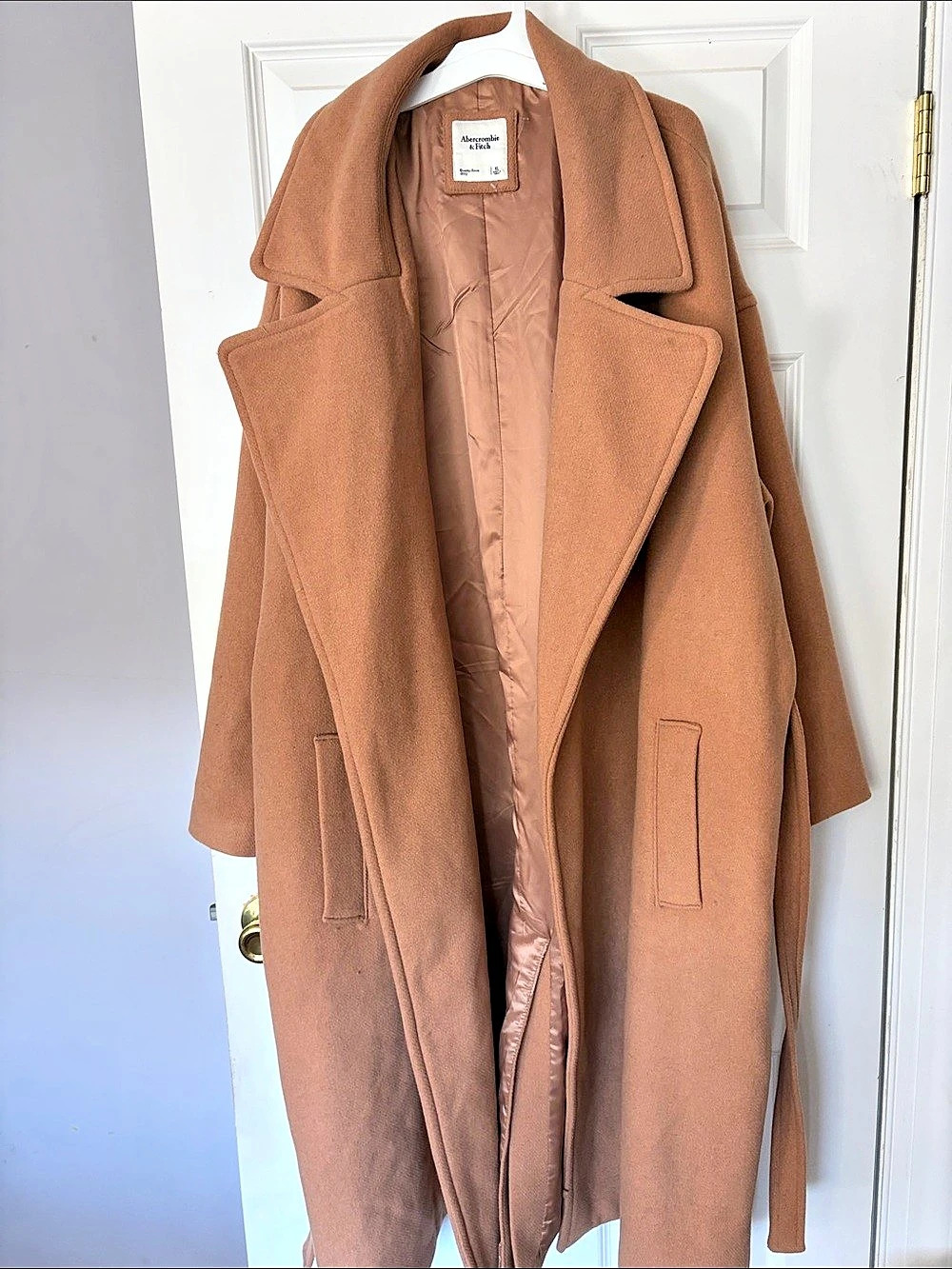 Abercrombie &Fitch Brown Wool belted Style Coat Size XL Like New